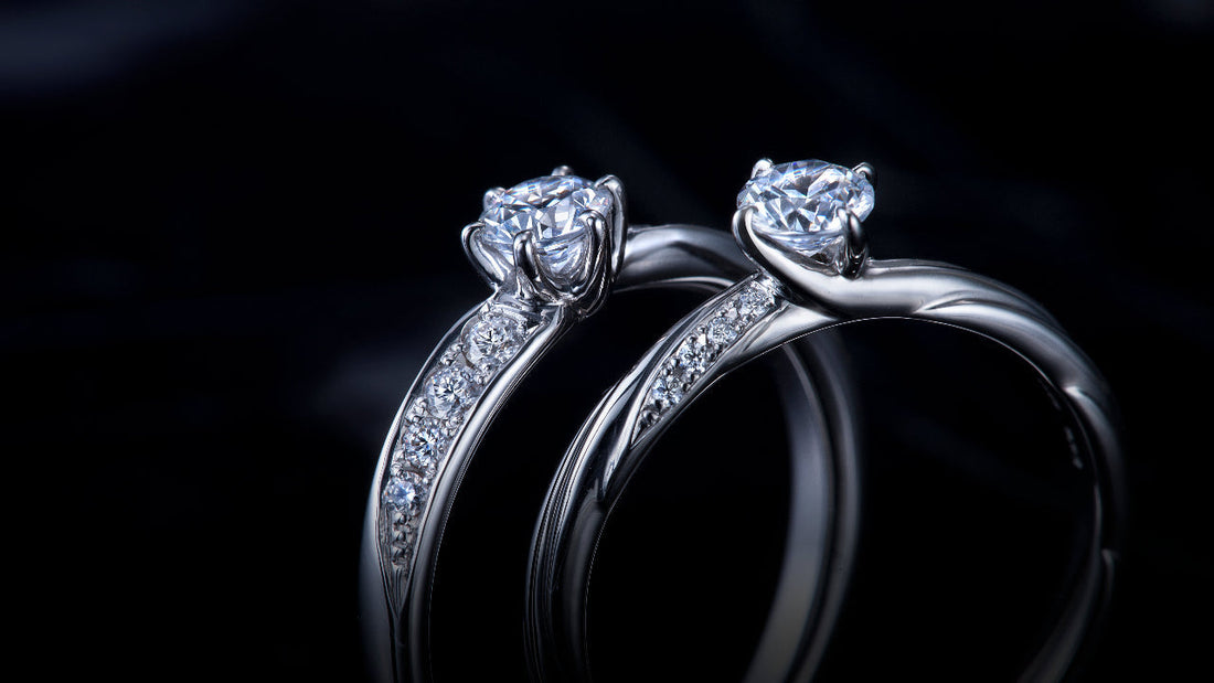 Image of ecturo wedding rings featuring elegant designs with 0.5ct and 1.0ct lab-grown diamonds, blending tradition and modern style.