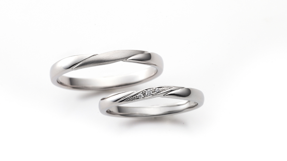 Side-by-side image of diamond and plain wedding bands for comparison