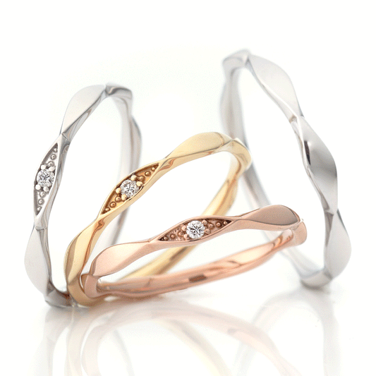 "casual and simple wedding ring （wedding band,marria,pairrings）from the Aglobe japan's Ankhore collection.
K18 pink gold（rose gold）,K18 Yellow Gold and K18 White Gold wedding ring （wedding band,marriage ring） with natural texture."