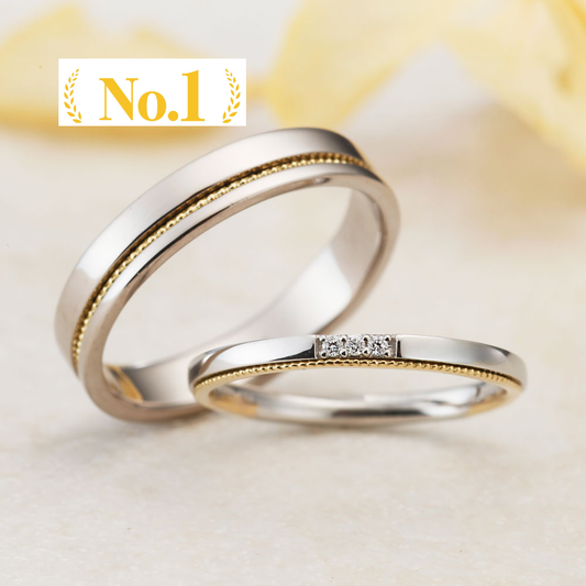 "antique wedding t ring from the Aglobe japan Amour Amulet collection.
Combination marriage ring（wedding ring,wedding band） in platinum and K18 pink gold（K18 Yellow Gold）.
Rings with milling"