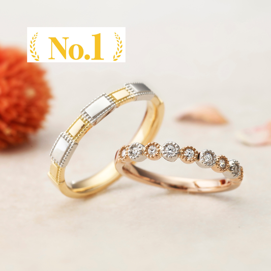 "antique wedding t ring from the Aglobe japan Amour Amulet collection.
Combination marriage ring（wedding ring,wedding band） in platinum and K18 pink gold（K18 Yellow Gold）.
Rings with milling"