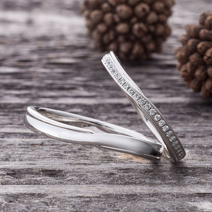 "simple wedding ring （wedding band,marriage ring）from the Aglobe japan's lorenovel collection.
Platinum900 wedding ring （wedding band,marriage ring） with standard and European texture.
"