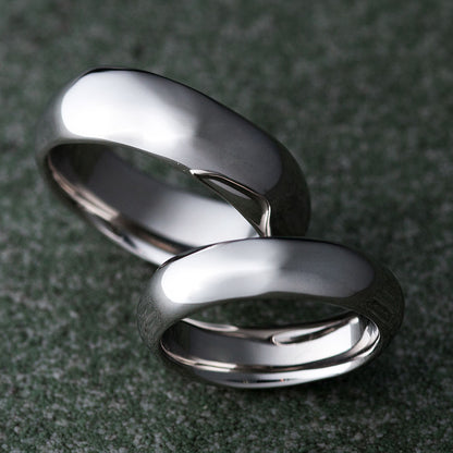 "unique,casual and Simple wedding ring （wedding band,marriage ring）from the Aglobe japan's danielbecks collection.
Platinum900 wedding ring （wedding band,marriage ring） with standard texture.
"