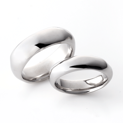 "unique,casual and Simple wedding ring （wedding band,marriage ring）from the Aglobe japan's danielbecks collection.
Platinum900 wedding ring （wedding band,marriage ring） with standard texture.
"