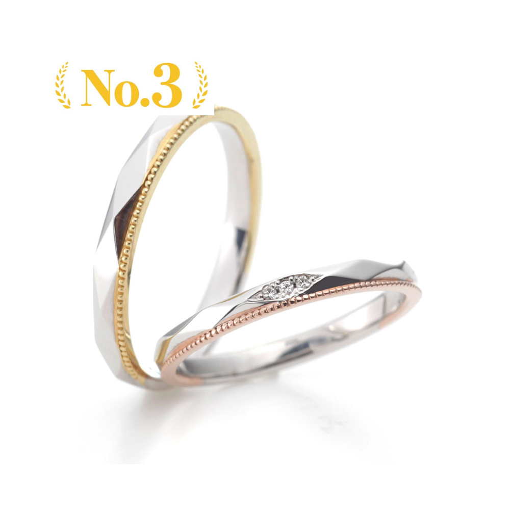 "antique and European wedding ring （wedding band,marriage ring）from the Aglobe japan's cherluv collection.
Combination marriage ring（wedding ring,wedding band） in platinum and K18 pink gold（K18 Yellow Gold）.
Straight type Milled rings."