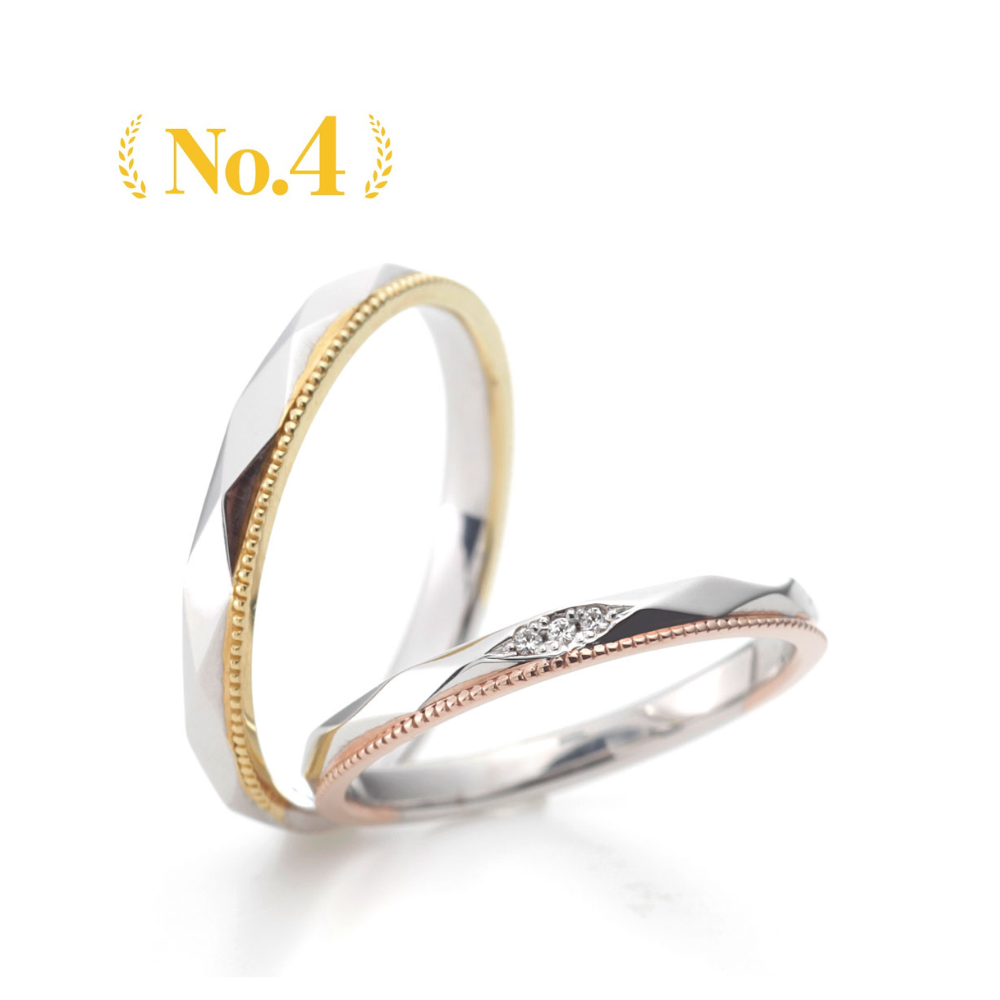 "antique and European wedding ring （wedding band,marriage ring）from the Aglobe japan's cherluv collection.
Combination marriage ring（wedding ring,wedding band） in platinum and K18 pink gold（K18 Yellow Gold）.
Straight type Milled rings."