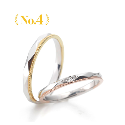 "antique and European wedding ring （wedding band,marriage ring）from the Aglobe japan's cherluv collection.
Combination marriage ring（wedding ring,wedding band） in platinum and K18 pink gold（K18 Yellow Gold）.
Straight type Milled rings."