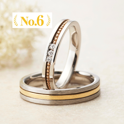 "antique wedding t ring from the Aglobe japan Amour Amulet collection.
Combination marriage ring（wedding ring,wedding band） in platinum and K18 pink gold（K18 Yellow Gold）.
Rings with surface treatment."