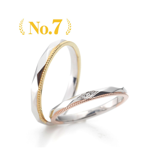 "antique and European wedding ring （wedding band,marriage ring）from the Aglobe japan's cherluv collection.
Combination marriage ring（wedding ring,wedding band） in platinum and K18 pink gold（K18 Yellow Gold）.
Straight type Milled rings."