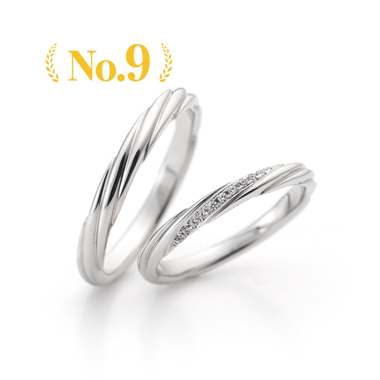 "antique and luxury wedding ring （wedding band,marriage ring）from the Aglobe japan's ECTURO collection.
Platinum900 wedding ring （wedding band,marriage ring） with unique and European texture."