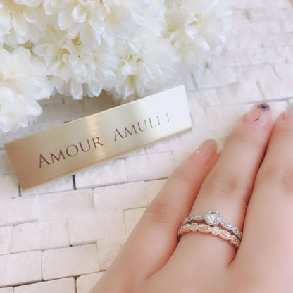 Lab-grown diamond engagement ring and wedding band （wedding ring）worn together