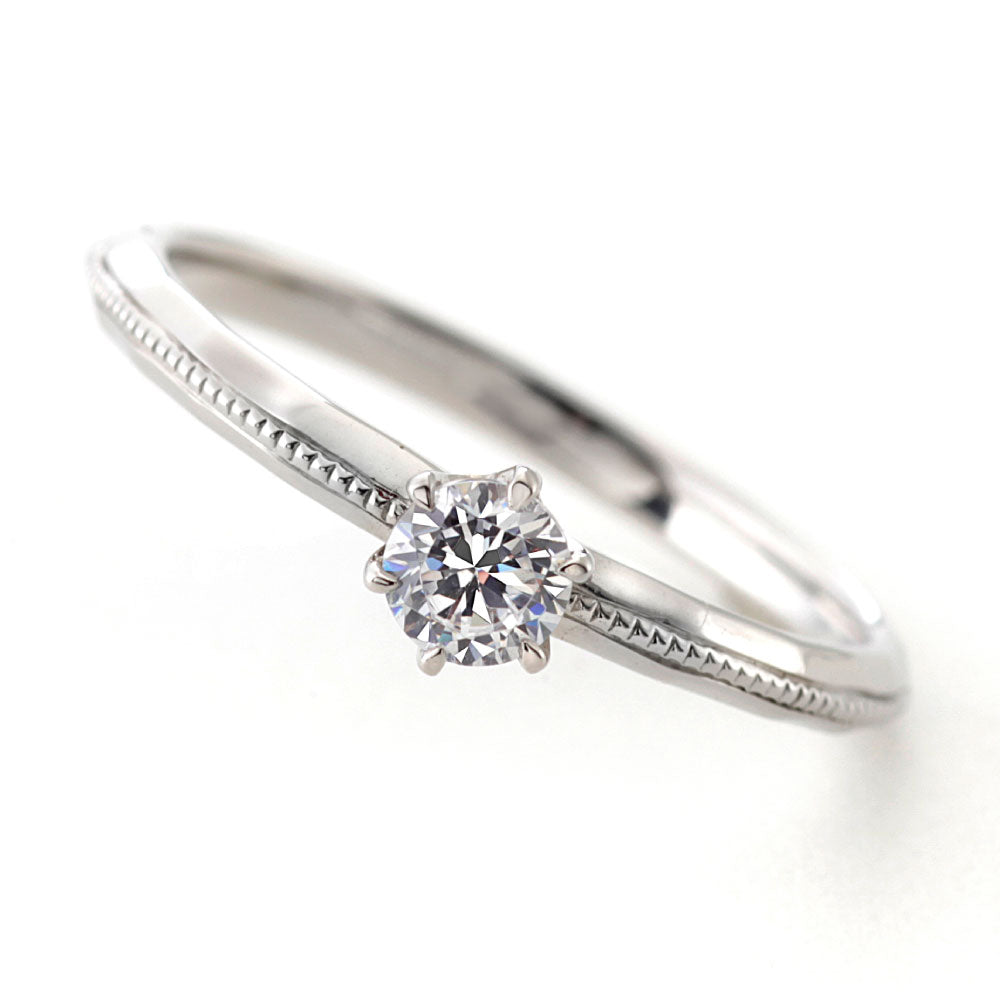 "AGLOBE JAPAN's baum bridal ring with lab-grown diamond in Straight design.
Platinum900 engagement ring with casual,simple,natural and unique texture.
Straight type Milled rings.Rings with hammered finish."