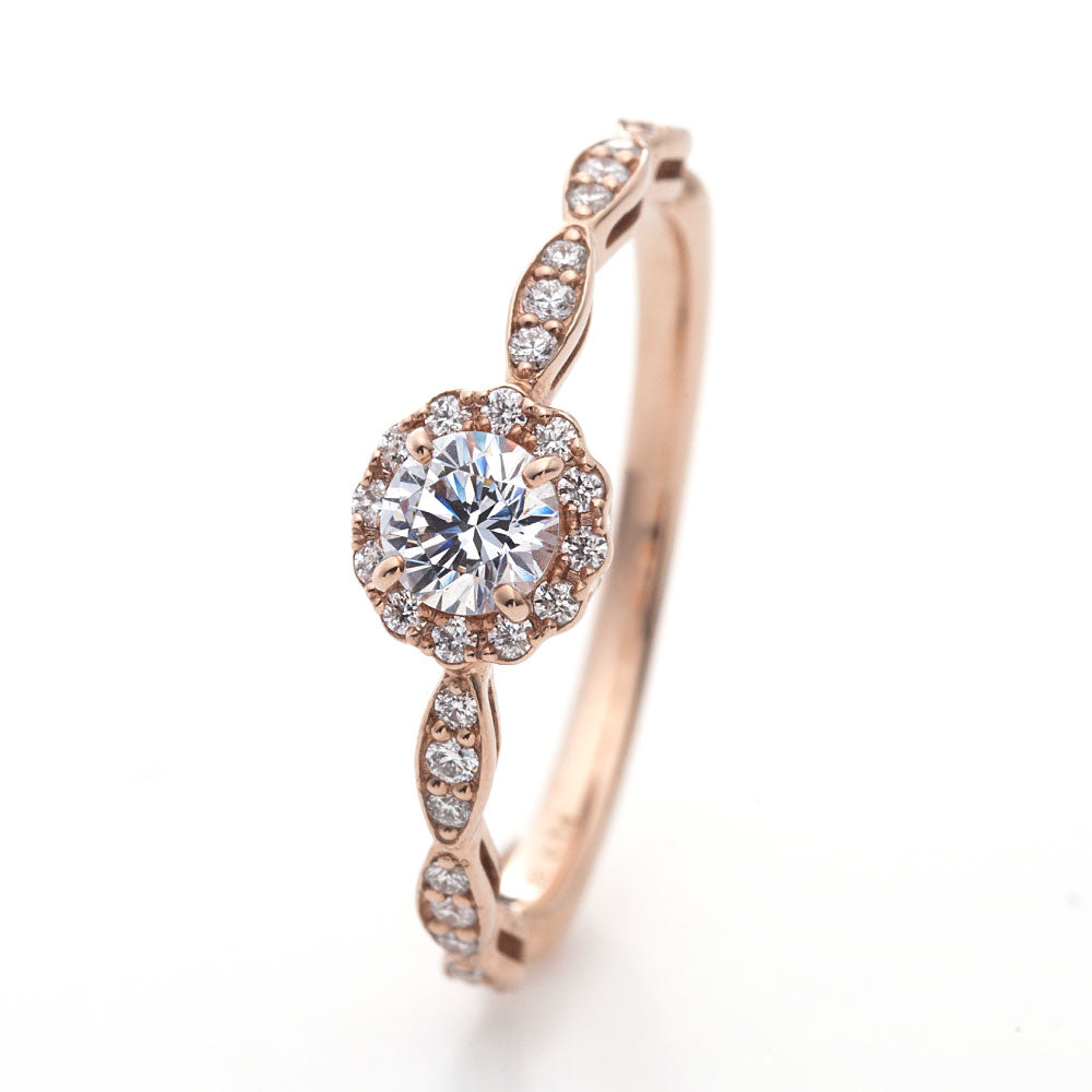 "AGLOBE JAPAN's Stel Giurare bridal ring with lab-grown diamond in Straight design.
K18 Pink Gold（rose gold） engagement ring with standard ,European and luxury texture."