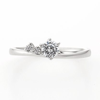 "AGLOBE JAPAN's Aimeroir bridal ring with lab-grown diamond in Wave design.
Platinum900 engagement ring with cute and simple texture."