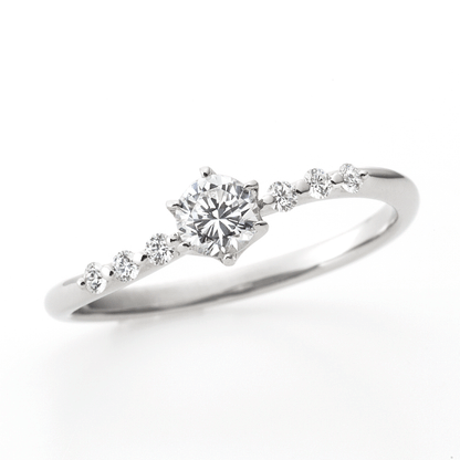 "AGLOBE JAPAN's Aimeroir bridal ring with lab-grown diamond in Wave design.
Platinum900 engagement ring with cute and simple texture."