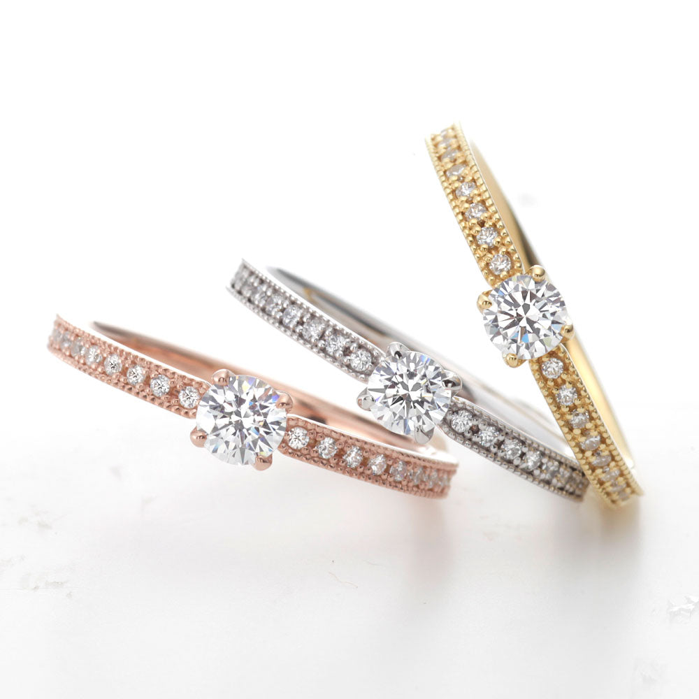 "AGLOBE JAPAN's cherluv bridal ring with lab-grown diamond in Straight design.
K18 pink gold（rose gold）,K18 Yellow Gold and K18 White Gold engagement ring with antique and European texture.
Straight type Milled rings."