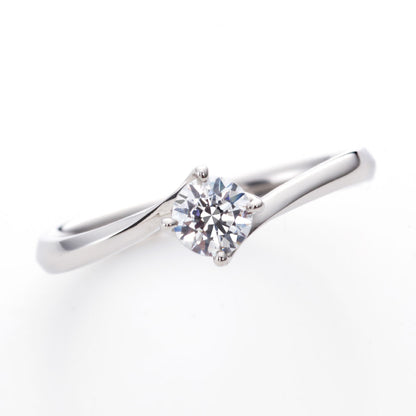 "AGLOBE JAPAN's ironoha bridal ring with lab-grown diamond in wave design.
Platinum900 engagement ring with Japanesestyle,Standard and simple texture.
"