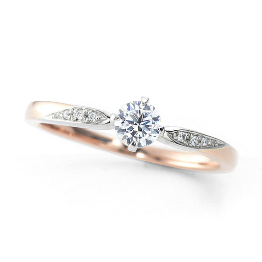 "AGLOBE JAPAN's milk and strawberry bridal ring with lab-grown diamond in Straight design.
Platinum900 engagement ring with cute,simple and standard texture."