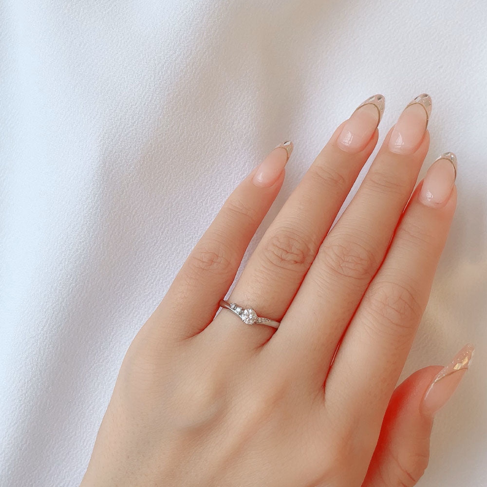 Lab-grown diamond engagement ring 