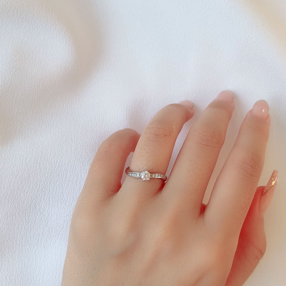 Lab-grown diamond engagement ring 