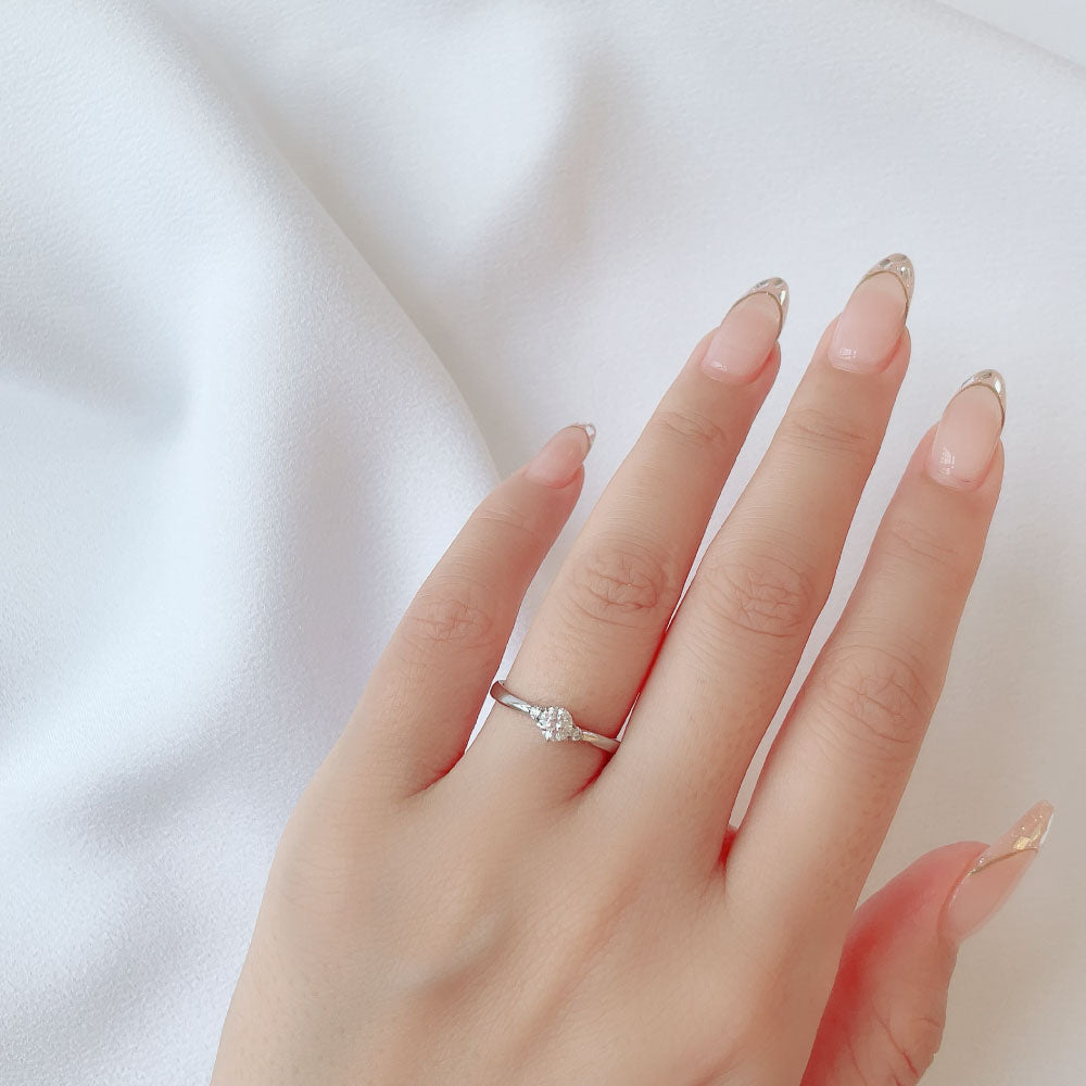 Lab-grown diamond engagement ring 