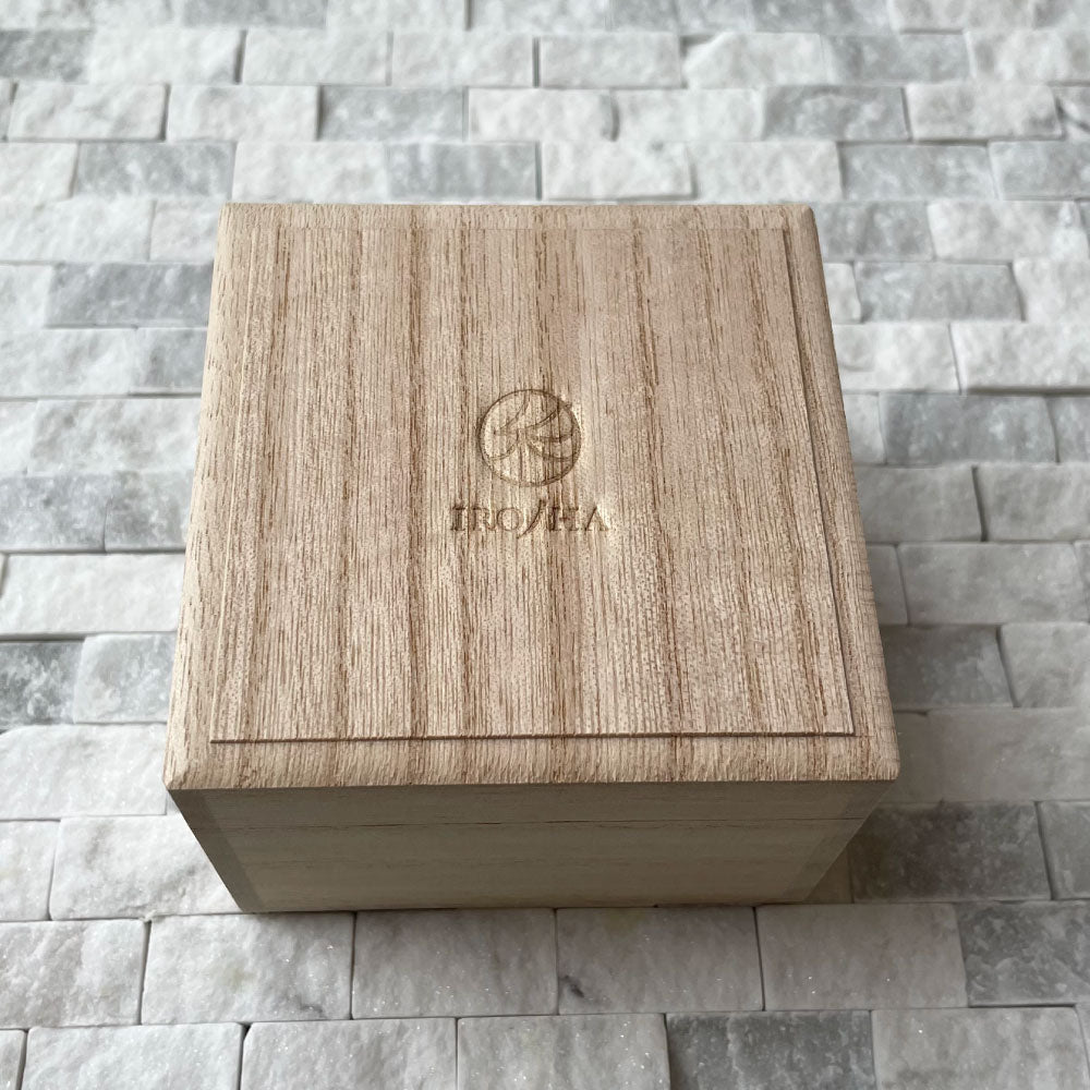 Original AGLOBE JAPAN branded ring box（image of jewelry case） with logo for engagement or wedding ring（wedding bands） gift packaging