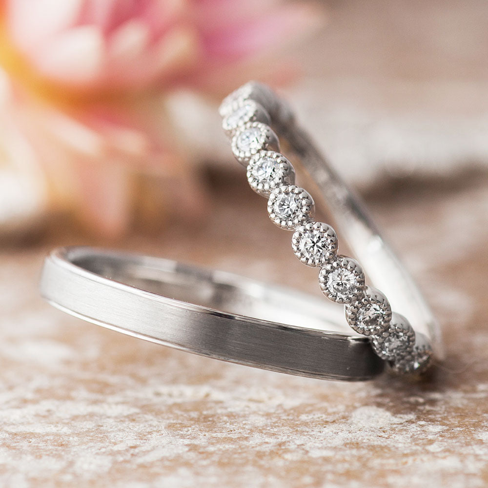 "antique,European,luxury and Simple wedding ring （wedding band,marriage ring）from the Aglobe japan's PRIMA PORTA collection.
Platinum900 wedding ring （wedding band,marriage ring） with antique and European texture.
Rings with surface treatment.
Straight type diamond eternity ring
Rings with milling"