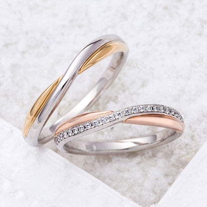 "cute,unique and European wedding ring （wedding band,marriage ring）from the Aglobe japan's lettet mitte collection.
Combination marriage ring（wedding ring,wedding band） in platinum and K18 pink gold.
Combination wedding ring （wedding band,marriage ring） with simple and standard texture.
"