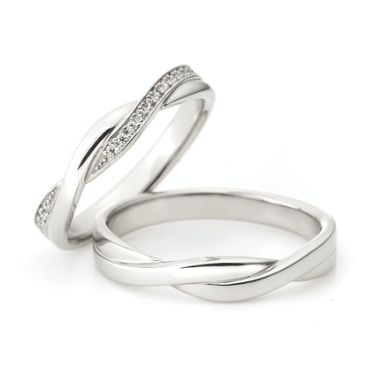 "cute wedding ring （wedding band,marriage ring）from the Aglobe japan's Aimeroir collection.
Platinum900 wedding ring （wedding band,marriage ring） with simple and standard texture."