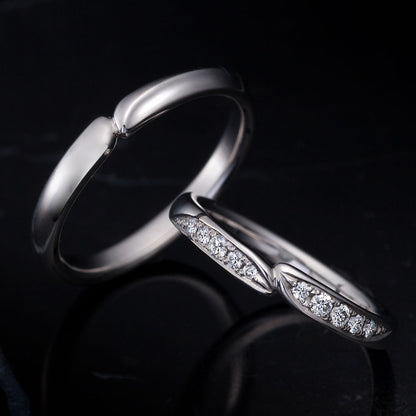 "antique and luxury wedding ring （wedding band,marriage ring）from the Aglobe japan's ECTURO collection.
Platinum900 wedding ring （wedding band,marriage ring） with unique and European texture."