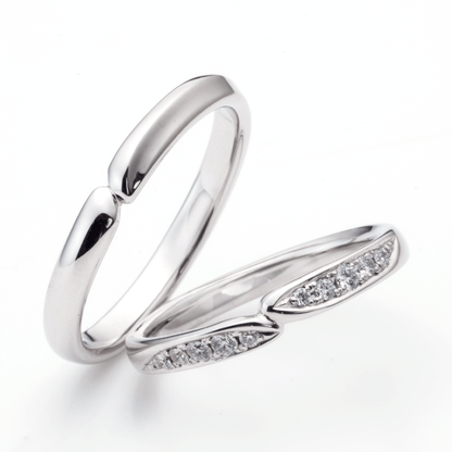 "antique and luxury wedding ring （wedding band,marriage ring）from the Aglobe japan's ECTURO collection.
Platinum900 wedding ring （wedding band,marriage ring） with unique and European texture."