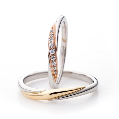 "cute,unique and European wedding ring （wedding band,marriage ring）from the Aglobe japan's lettet mitte collection.
Combination marriage ring（wedding ring,wedding band） in platinum and K18 pink gold.
Combination wedding ring （wedding band,marriage ring） with simple and standard texture.
"