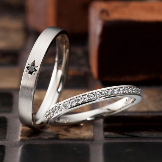 "simple and standard wedding ring （wedding band,marriage ring）from the Aglobe japan's paveochocolat collection.
Platinum900 wedding ring （wedding band,marriage ring） with luxury and European texture.
Straight type diamond eternity ring.
Rings with surface treatment.
Men’s wedding band with black diamond in platinum setting
"