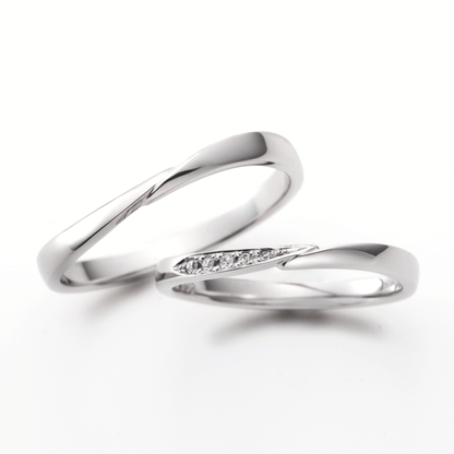 "casual and European wedding ring （wedding band,marriage ring）from the Aglobe japan's Promise Ring collection.
Platinum900 wedding ring （wedding band,marriage ring） with simple and standard texture.
"