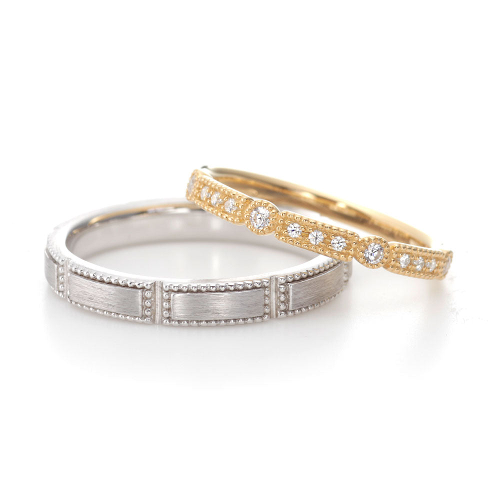 "antique and European wedding ring （wedding band,marriage ring）from the Aglobe japan's cherluv collection.
Platinum900 and K18 Pink Gold（rose gold） wedding ring （wedding band,marriage ring） with luxury texture.
Straight type Milled rings.
Rings with surface treatment."