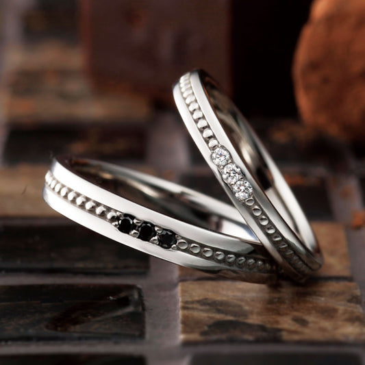 "simple and standard wedding ring （wedding band,marriage ring）from the Aglobe japan's paveochocolat collection.
Platinum900 wedding ring （wedding band,marriage ring） with luxury and European texture.
Men’s wedding band with black diamond in platinum setting
Rings with milling."