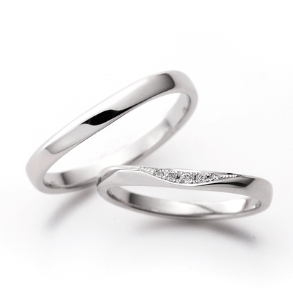 "casual and European wedding ring （wedding band,marriage ring）from the Aglobe japan's Promise Ring collection.
Platinum900 wedding ring （wedding band,marriage ring） with simple and standard texture.
"