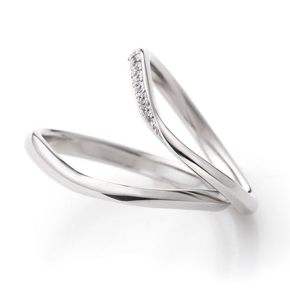 "cute,unique and European wedding ring （wedding band,marriage ring）from the Aglobe japan's lettet mitte collection.
Platinum900 wedding ring （wedding band,marriage ring） with simple and standard texture.
"