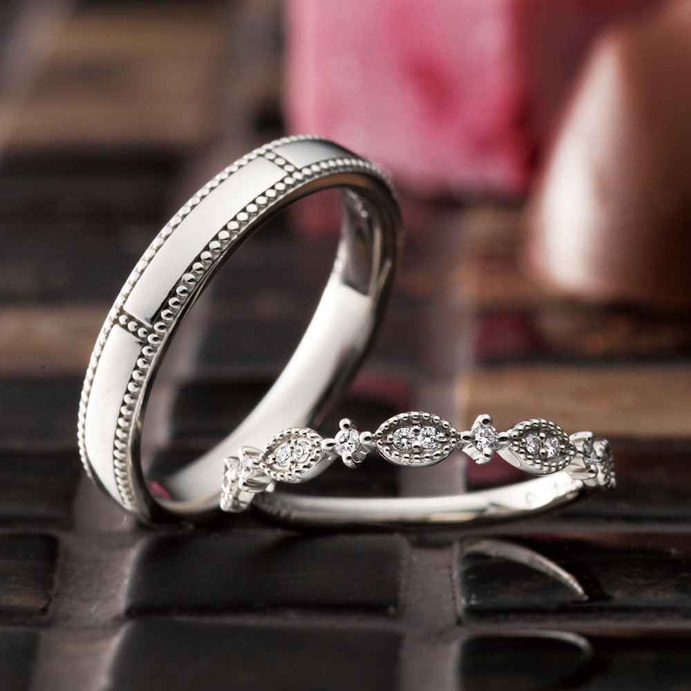 "simple and standard wedding ring （wedding band,marriage ring）from the Aglobe japan's paveochocolat collection.
Platinum900 wedding ring （wedding band,marriage ring） with luxury and European texture.
Rings with milling"
