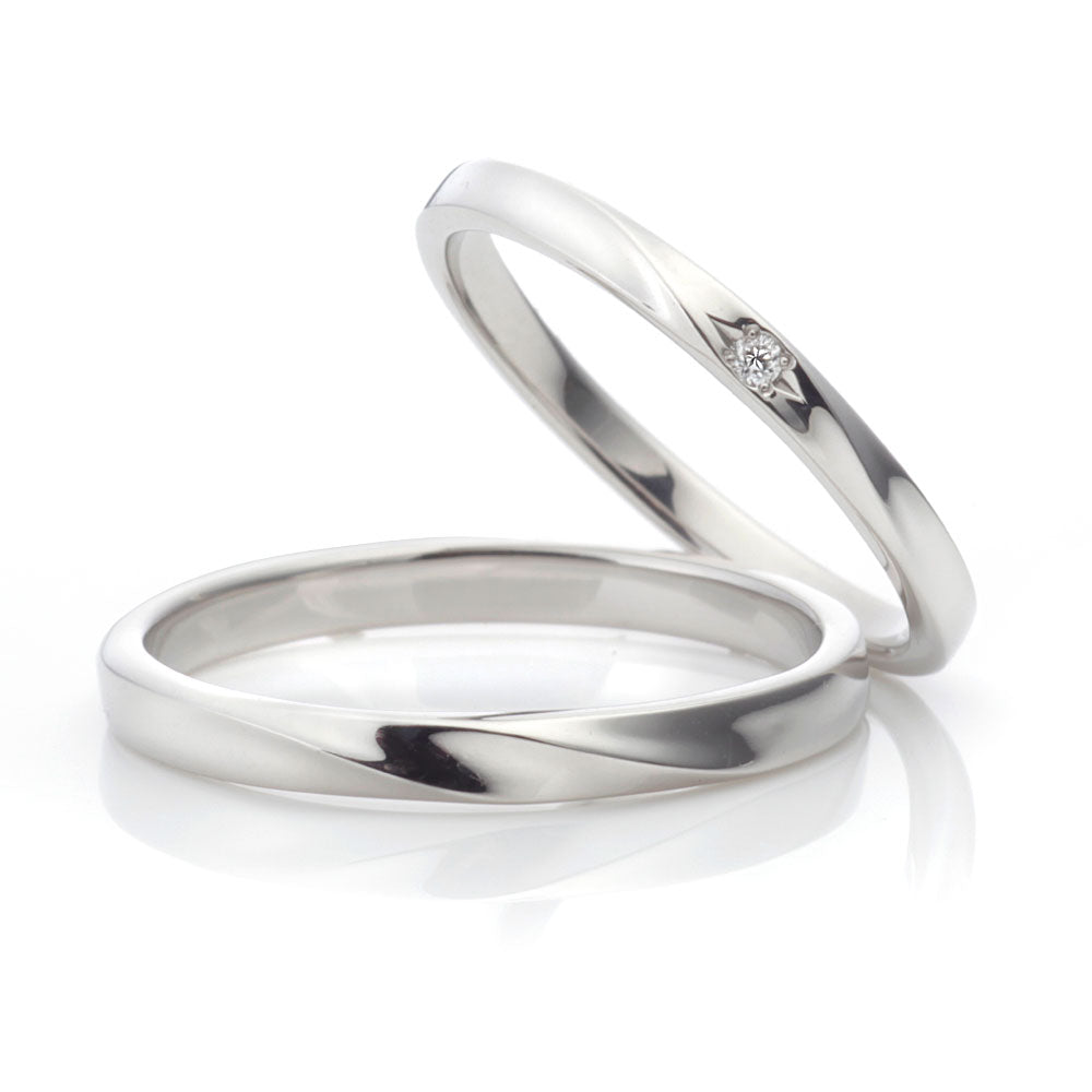 "Simple,standard and European wedding ring （wedding band,marriage ring）from the Aglobe japan's vivage collection.
Platinum900 wedding ring （wedding band,marriage ring） with Simple and European texture.
"