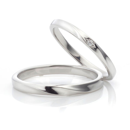 "Simple,standard and European wedding ring （wedding band,marriage ring）from the Aglobe japan's vivage collection.
Platinum900 wedding ring （wedding band,marriage ring） with Simple and European texture.
"