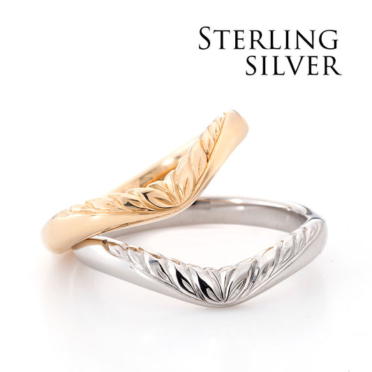 "casual and Hawaiian wedding ring （wedding band,marriage ring）from the Aglobe japan's mauoli collection.
K18 Yellow Gold and K18 White Gold wedding ring （wedding band,marriage ring） with unique texture.
Hawaiian gold wedding band with MOE engraving and vintage finish.

"