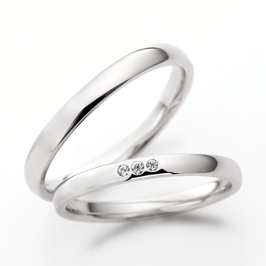 "casual and European wedding ring （wedding band,marriage ring）from the Aglobe japan's Promise Ring collection.
Platinum900 wedding ring （wedding band,marriage ring） with simple and standard texture.
"