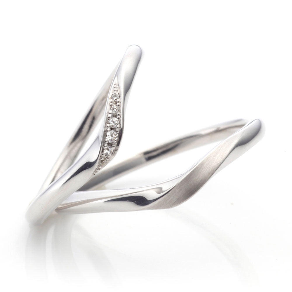 "Simple,standard and European wedding ring （wedding band,marriage ring）from the Aglobe japan's vivage collection.
Platinum900 wedding ring （wedding band,marriage ring） with Simple and European texture.
Rings with surface treatment.
"