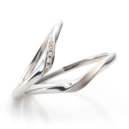 "Simple,standard and European wedding ring （wedding band,marriage ring）from the Aglobe japan's vivage collection.
Platinum900 wedding ring （wedding band,marriage ring） with Simple and European texture.
Rings with surface treatment.
"