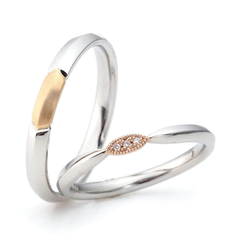 "antique,European,luxury and Simple wedding ring （wedding band,marriage ring）from the Aglobe japan's PRIMA PORTA collection.
Combination marriage ring（wedding ring,wedding band） in platinum and K18 Yellow Gold （K18 Pink Gold,rose gold）.
Platinum900  and K18 Yellow Gold （K18 Pink Gold,rose gold）wedding ring （wedding band,marriage ring） with antique and European texture.
"