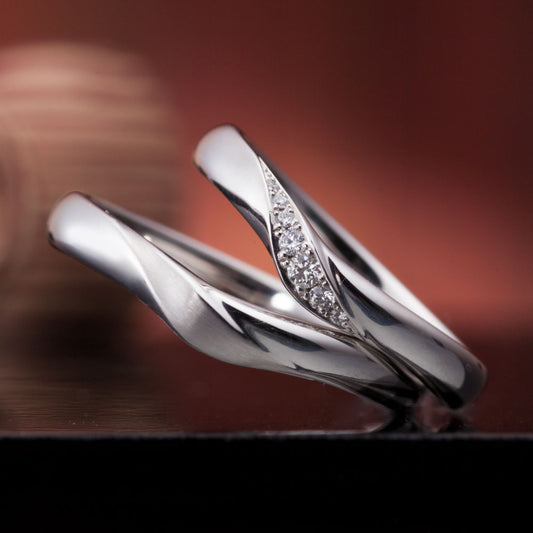 "Japanesestyle wedding ring （wedding band,marriage ring）from the Aglobe japan's ironoha collection.
Platinum900 wedding ring （wedding band,marriage ring） with simple and standard texture.
Rings with surface treatment."