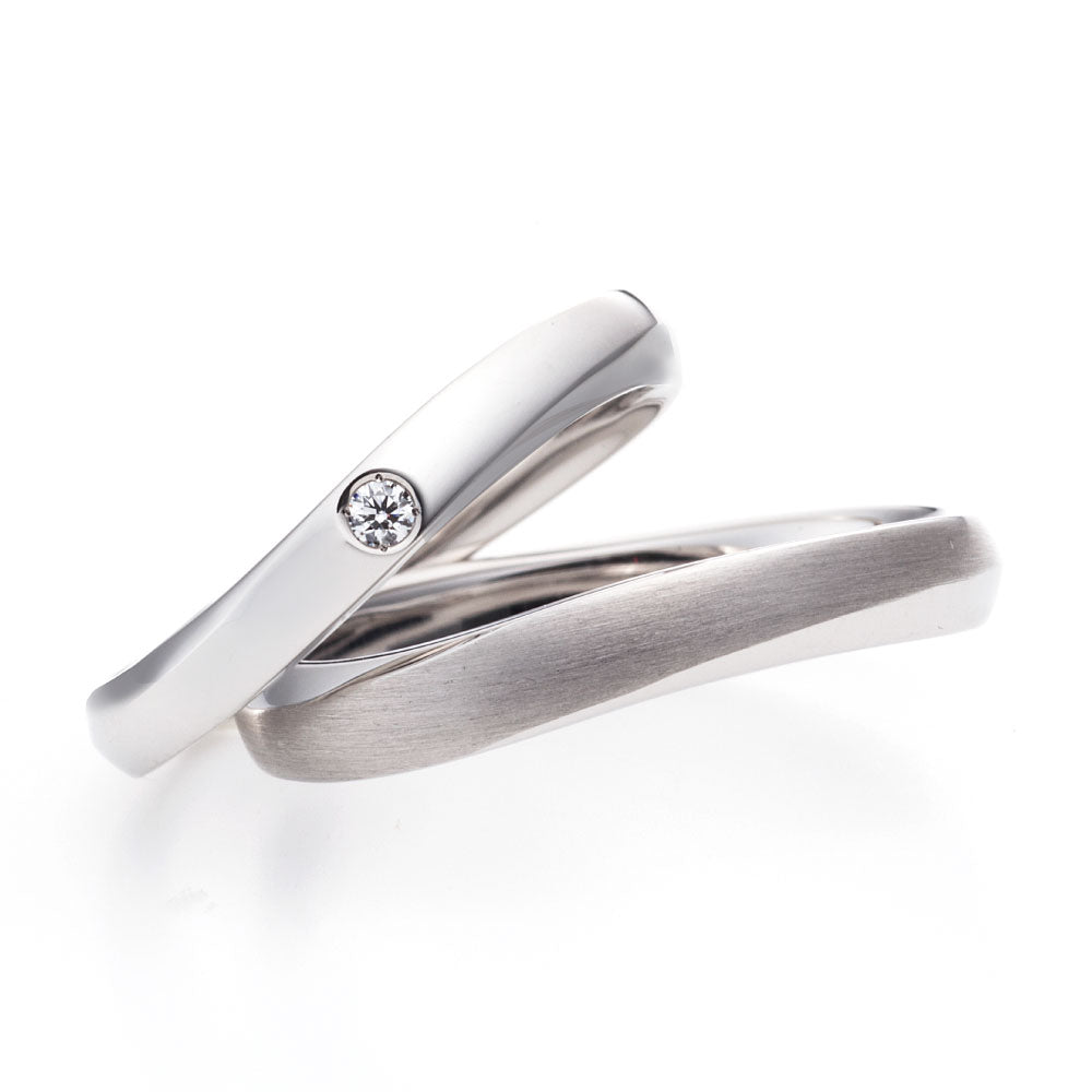 "Japanesestyle wedding ring （wedding band,marriage ring）from the Aglobe japan's ironoha collection.
Platinum900 wedding ring （wedding band,marriage ring） with simple and standard texture.
Rings with surface treatment."
