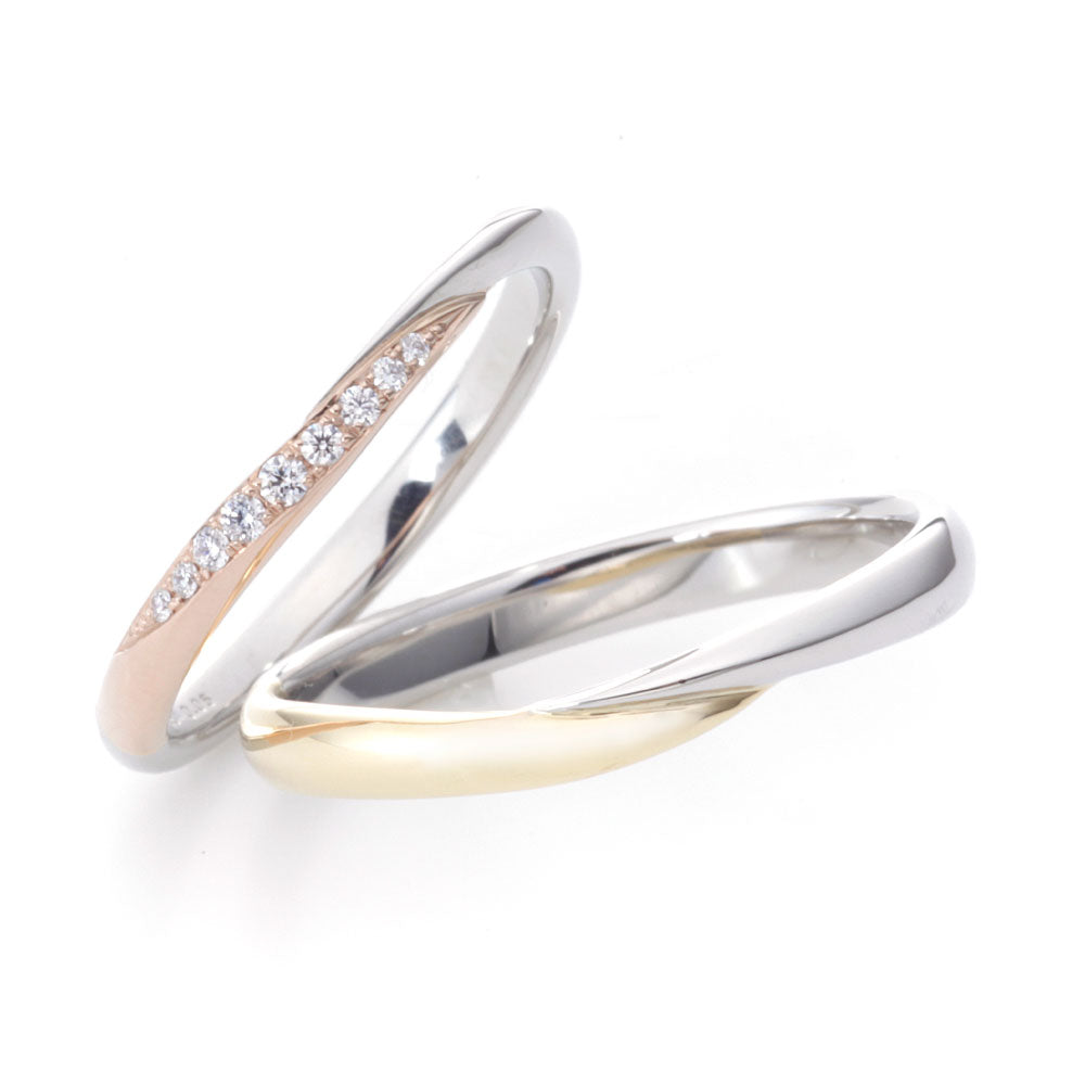 "antique wedding t ring from the Aglobe japan Amour Amulet collection.
Combination marriage ring（wedding ring,wedding band） in platinum and K18 pink gold（K18 Yellow Gold）."