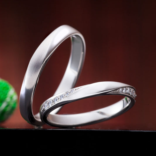 "Japanesestyle wedding ring （wedding band,marriage ring）from the Aglobe japan's ironoha collection.
Platinum900 wedding ring （wedding band,marriage ring） with simple and standard texture.
Rings with surface treatment."